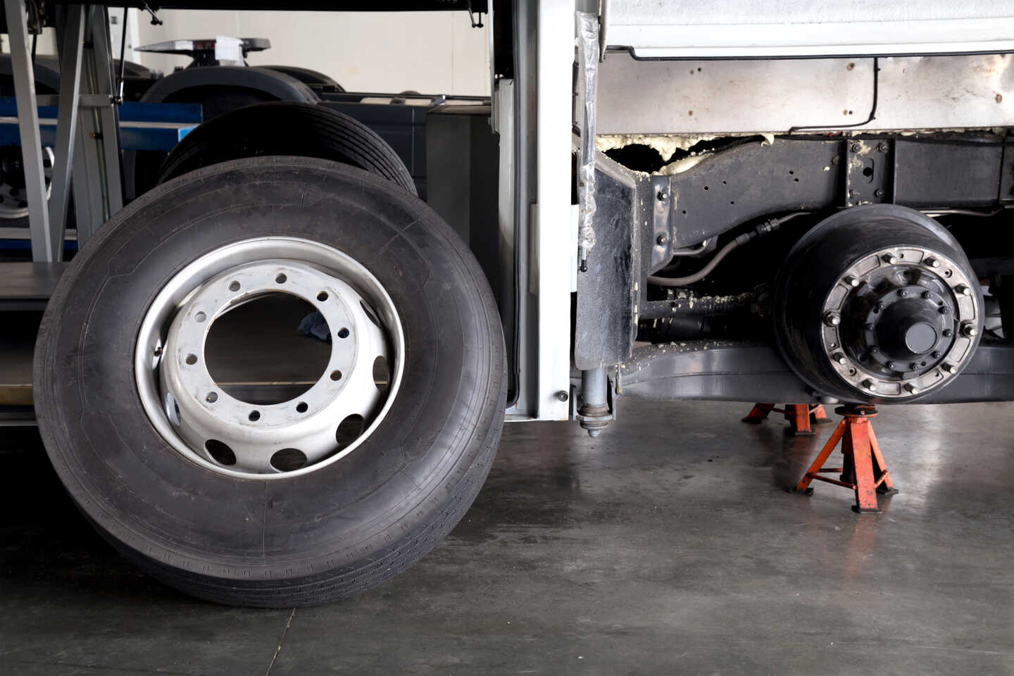 Semi-Truck Tire Wear: When to Schedule a Repair Inspection 1 Heavy-duty truck tire and wheel-end service